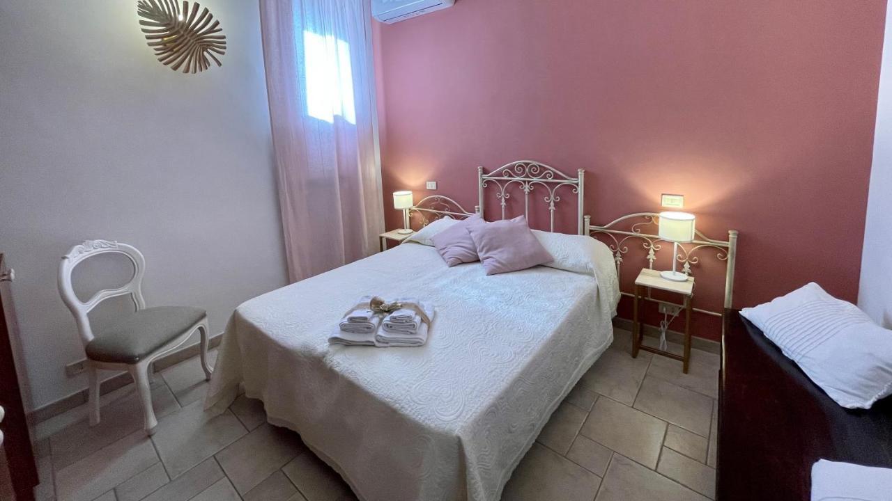 Dimora Bellini Apartment And Rooms Castellana Grotte Kültér fotó