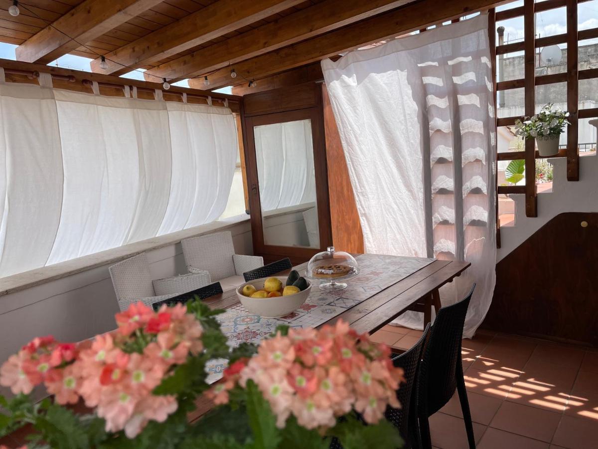 Dimora Bellini Apartment And Rooms Castellana Grotte Kültér fotó
