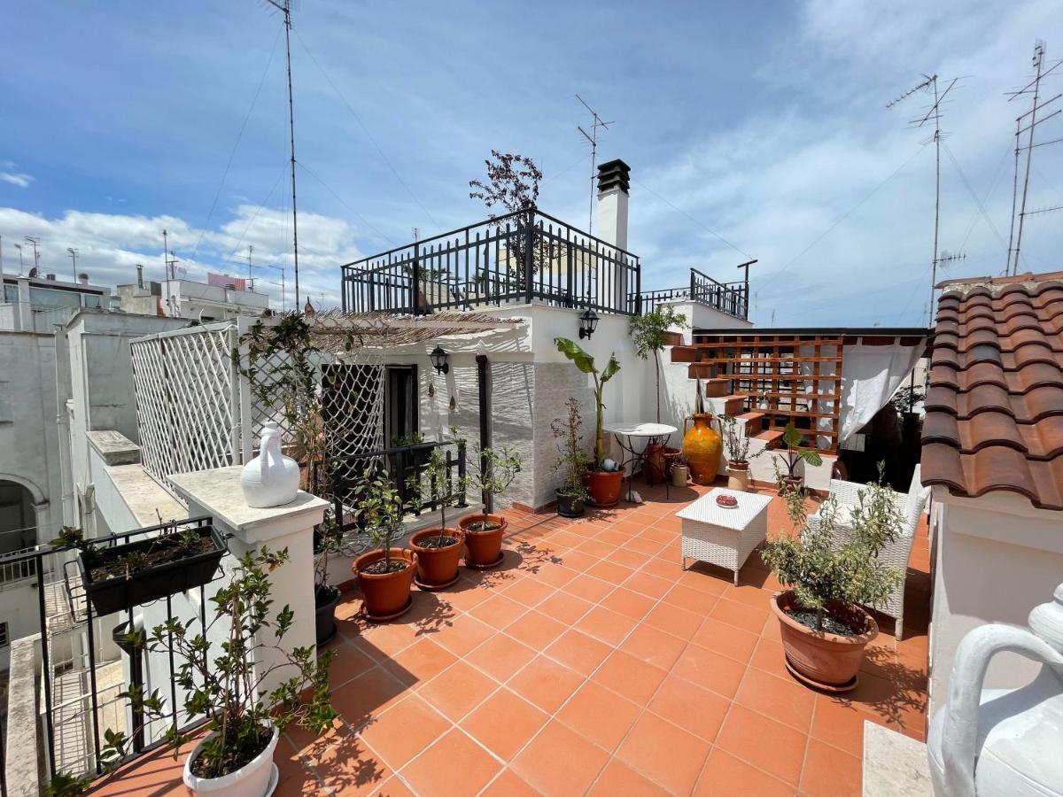 Dimora Bellini Apartment And Rooms Castellana Grotte Kültér fotó
